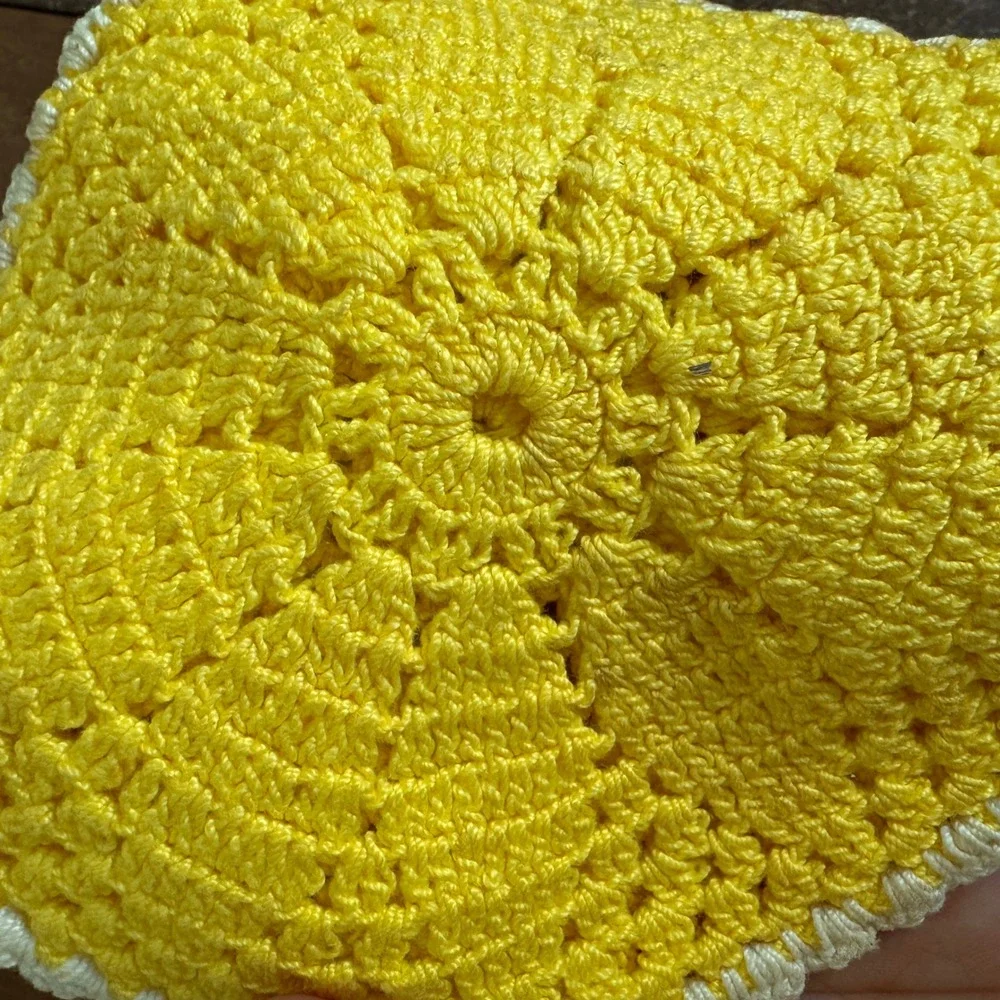 Vintage hand knitted Crocheted Yellow Double Layer Pot‎ Holder